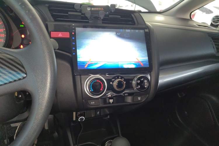 Used Honda Fit 2016 1.5L LX CVT Comfort Model Audio And AC Panel