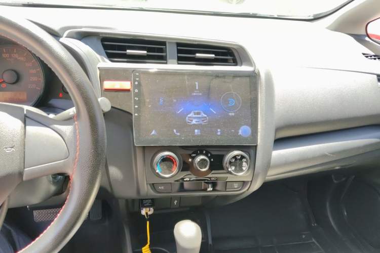 Used Honda Fit 2016 1.5L LX CVT Comfort Model Audio And AC Panel