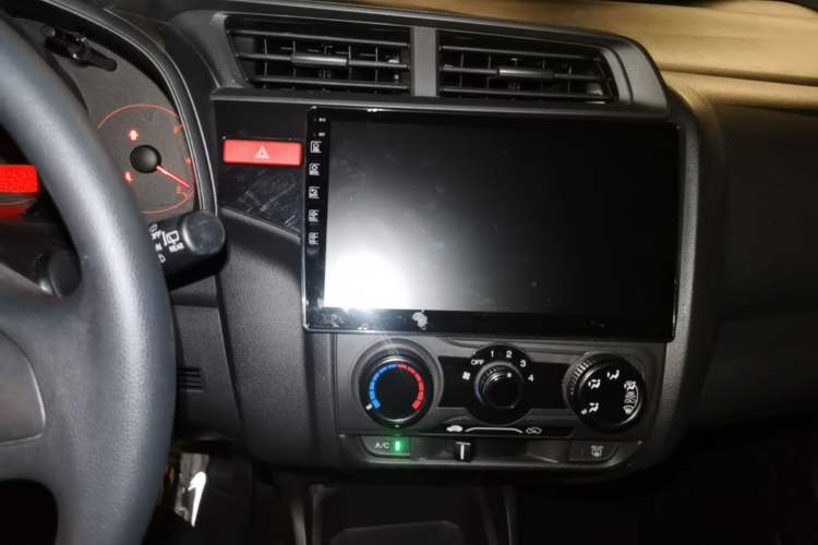 Used Honda Fit 2016 1.5L LX CVT Comfort Model Audio And AC Panel