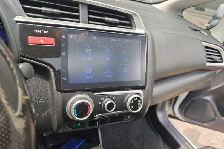 Used Honda Fit 2016 1.5L SES CVT Fashion Sunroof Edition Audio And AC Panel