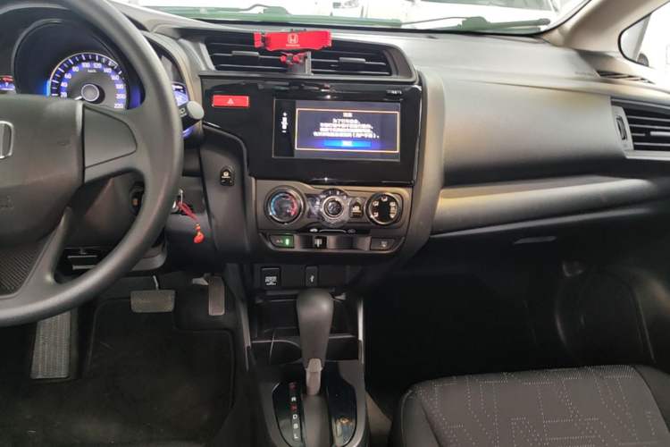 Used Honda Fit 2016 1.5L LXS CVT Comfort Sunroof Version Audio And AC Panel