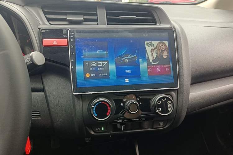 Used Honda Fit 2016 1.5L LX CVT Comfort Model Audio And AC Panel