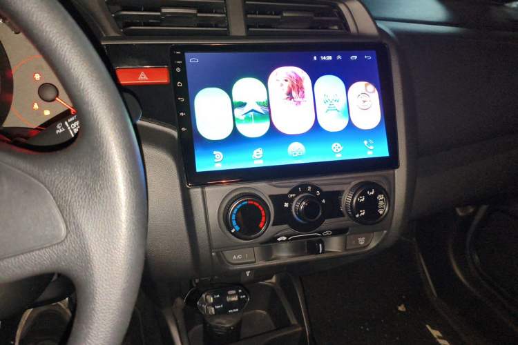 Used Honda Fit 2016 1.5L LX Manual Comfort Model Audio And AC Panel