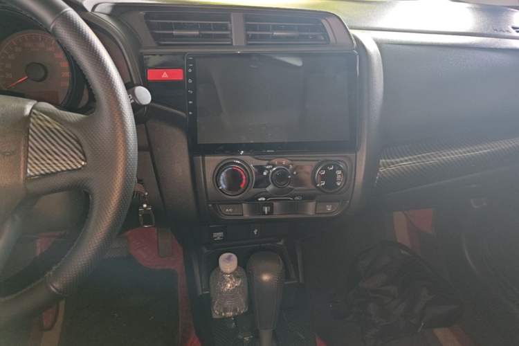 Used Honda Fit 2016 1.5L LX CVT Comfort Model Audio And AC Panel