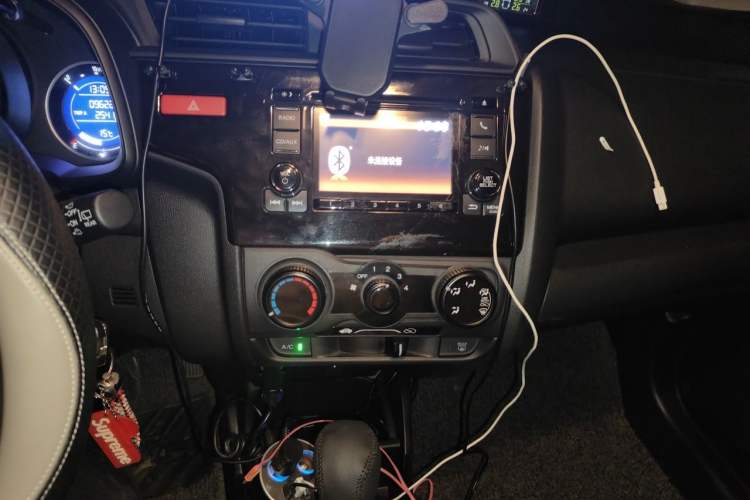 Used Honda Fit 2016 1.5L LXS CVT Comfort Sunroof Version Audio And AC Panel