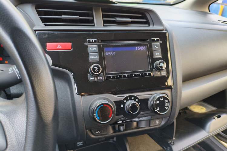 Used Honda Fit 2016 1.5L LX CVT Comfort Model Audio And AC Panel