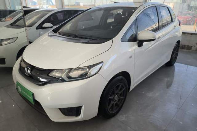 Ojetý Honda Fit 2016 1.5L LXS CVT Comfort Sunroof Version