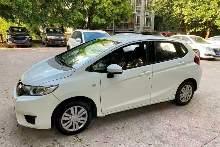 Used Honda Fit 2016 1.5L LX Manual Comfort Model Guazi used car, China used car export, Used car for sale, Used cars, Cheapest cars for sale