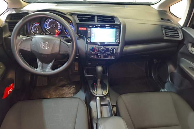 Used Honda Fit 2016 1.5L LXS CVT Comfort Sunroof Version Center Console