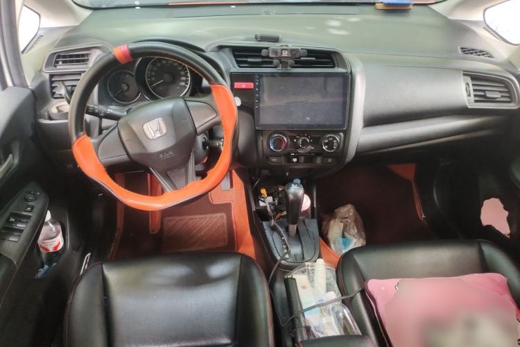 Used Honda Fit 2016 1.5L LXS CVT Comfort Sunroof Version Center Console