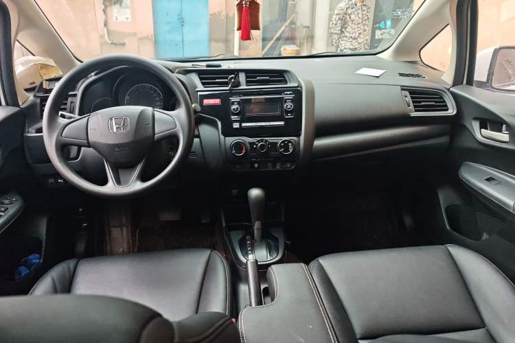 Used Honda Fit 2016 1.5L LXS CVT Comfort Sunroof Version Center Console