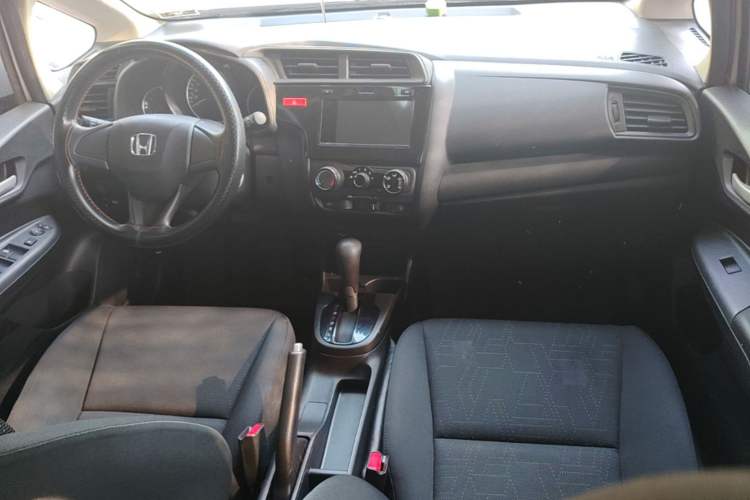 Used Honda Fit 2016 1.5L LXS CVT Comfort Sunroof Version Center Console
