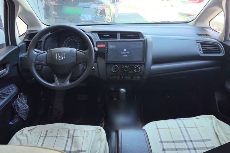 Used Honda Fit 2016 1.5L LXS CVT Comfort Sunroof Version Center Console