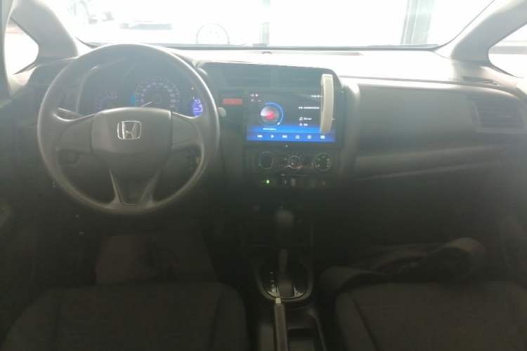Used Honda Fit 2016 1.5L LXS CVT Comfort Sunroof Version Center Console