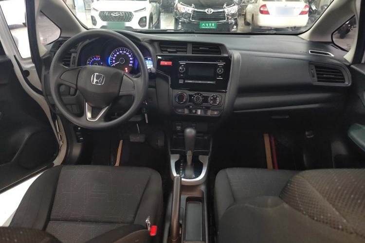 Used Honda Fit 2016 1.5L LXS CVT Comfort Sunroof Version Center Console