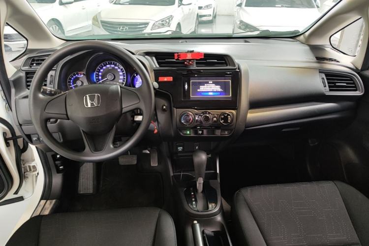 Used Honda Fit 2016 1.5L LXS CVT Comfort Sunroof Version Center Console
