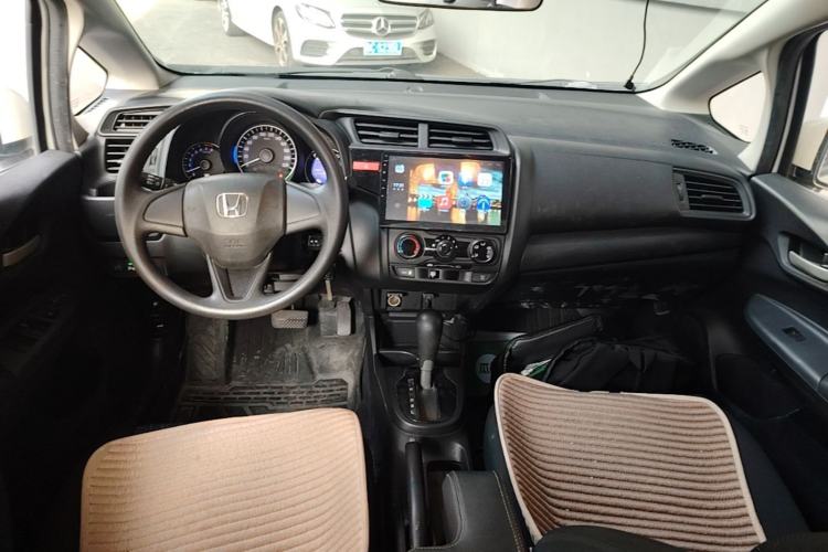 Used Honda Fit 2016 1.5L LXS CVT Comfort Sunroof Version Center Console