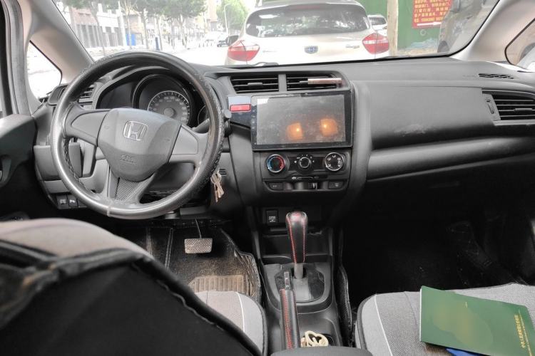 Used Honda Fit 2016 1.5L LXS CVT Comfort Sunroof Version Center Console