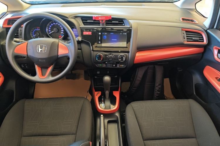 Used Honda Fit 2016 1.5L LXS CVT Comfort Sunroof Version Center Console