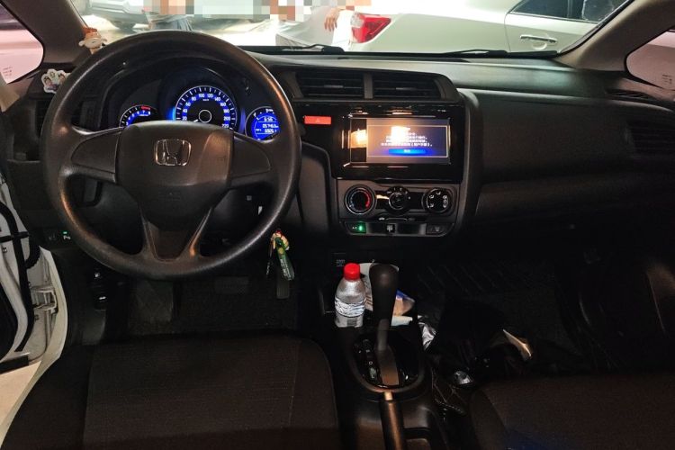Used Honda Fit 2016 1.5L LXS CVT Comfort Sunroof Version Center Console