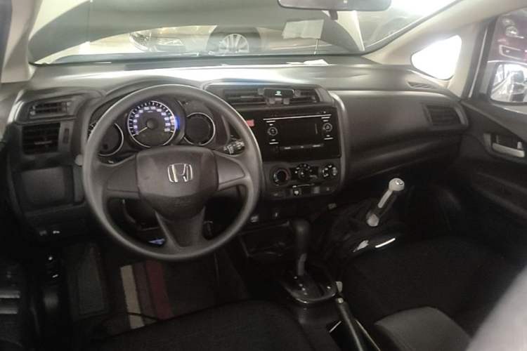 Used Honda Fit 2016 1.5L LXS CVT Comfort Sunroof Version Center Console