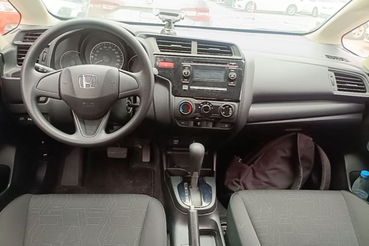 Used Honda Fit 2016 1.5L LXS CVT Comfort Sunroof Version Center Console