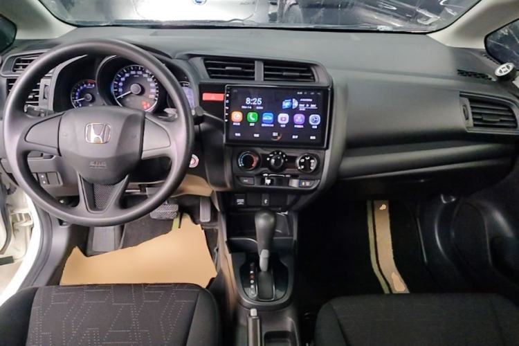 Used Honda Fit 2016 1.5L LXS CVT Comfort Sunroof Version Center Console