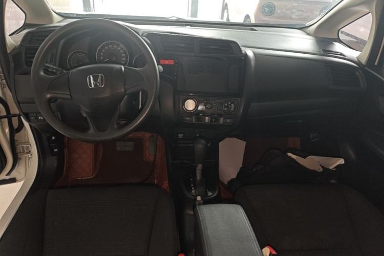 Used Honda Fit 2016 1.5L LXS CVT Comfort Sunroof Version Center Console