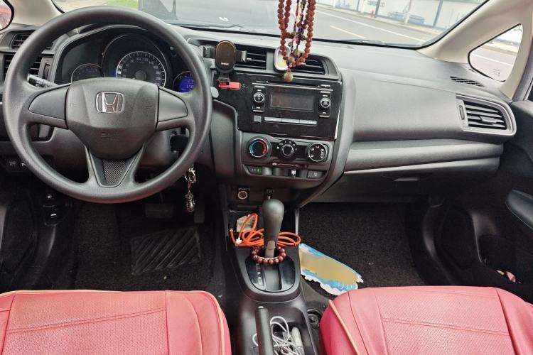 Used Honda Fit 2016 1.5L LXS CVT Comfort Sunroof Version Center Console