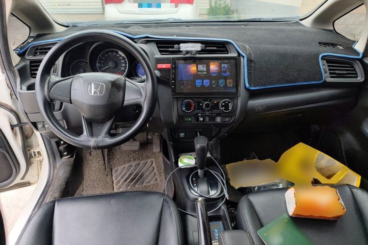 Used Honda Fit 2016 1.5L LXS CVT Comfort Sunroof Version Center Console