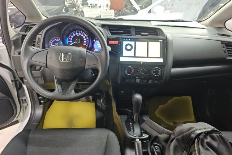 Used Honda Fit 2016 1.5L LXS CVT Comfort Sunroof Version Center Console