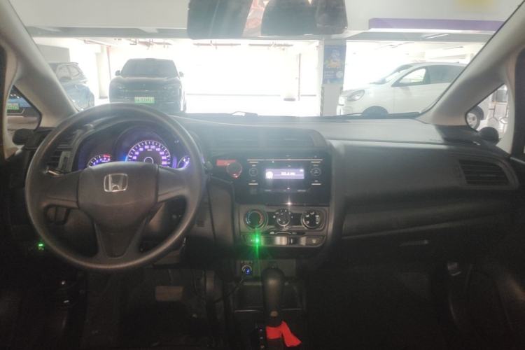 Used Honda Fit 2016 1.5L LXS CVT Comfort Sunroof Version Center Console
