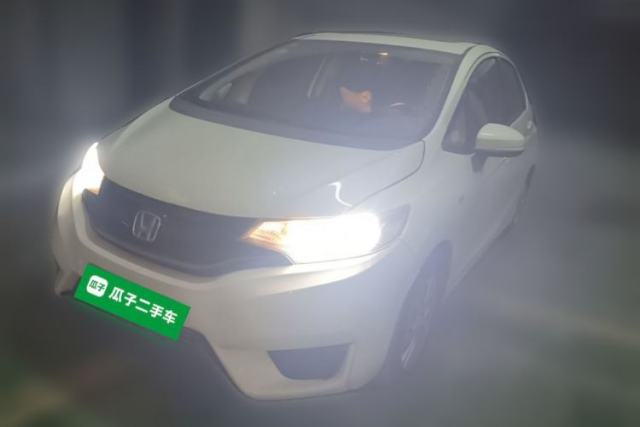 Ojetý Honda Fit 2016 1.5L LXS CVT Comfort Sunroof Version