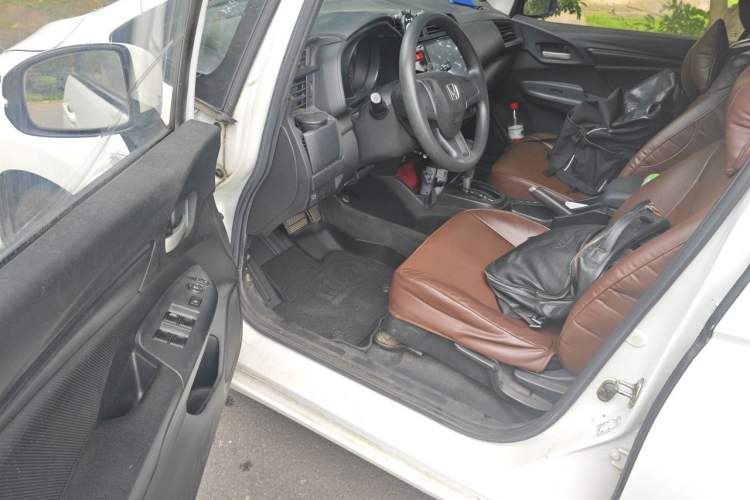 Used Honda Fit 2016 1.5L LX CVT Comfort Model Driver Seat
