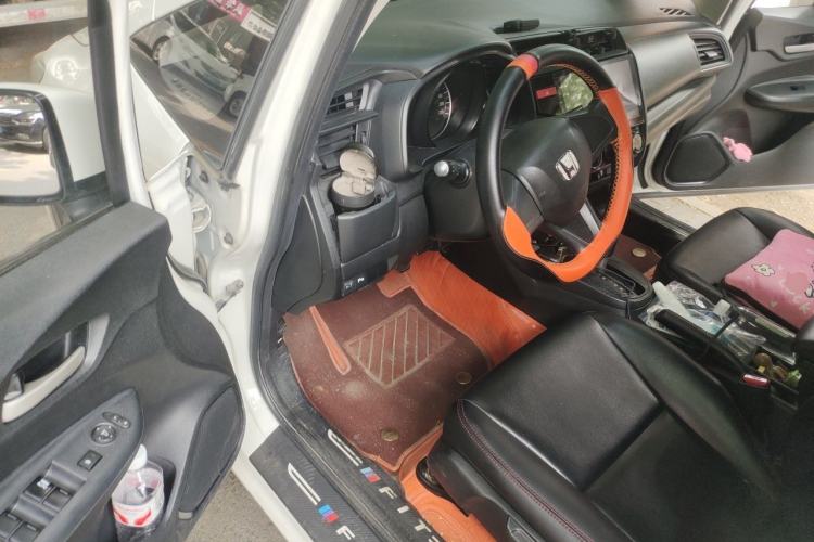 Used Honda Fit 2016 1.5L LXS CVT Comfort Sunroof Version Driver Seat