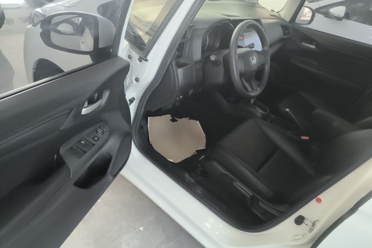 Used Honda Fit 2016 1.5L LXS CVT Comfort Sunroof Version Driver Seat
