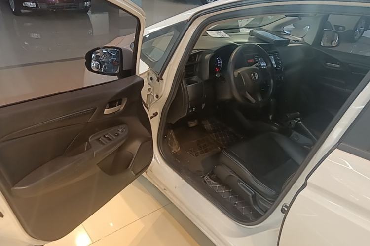 Used Honda Fit 2016 1.5L LXS CVT Comfort Sunroof Version Driver Seat