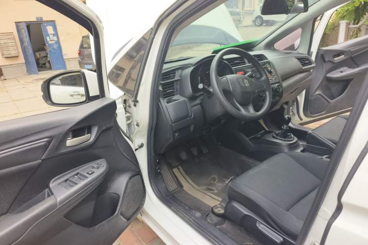 Used Honda Fit 2016 1.5L LX Manual Comfort Model Driver Seat