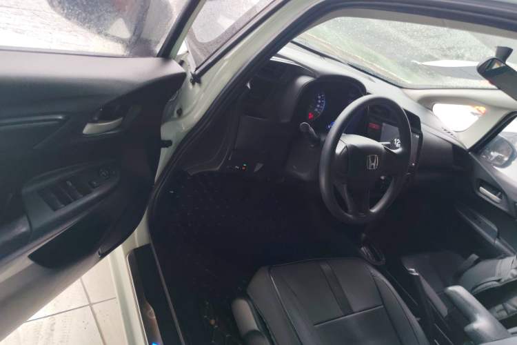 Used Honda Fit 2016 1.5L LXS CVT Comfort Sunroof Version Driver Seat