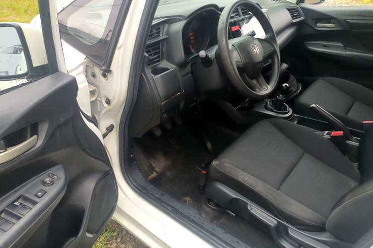 Used Honda Fit 2016 1.5L LX Manual Comfort Model Driver Seat