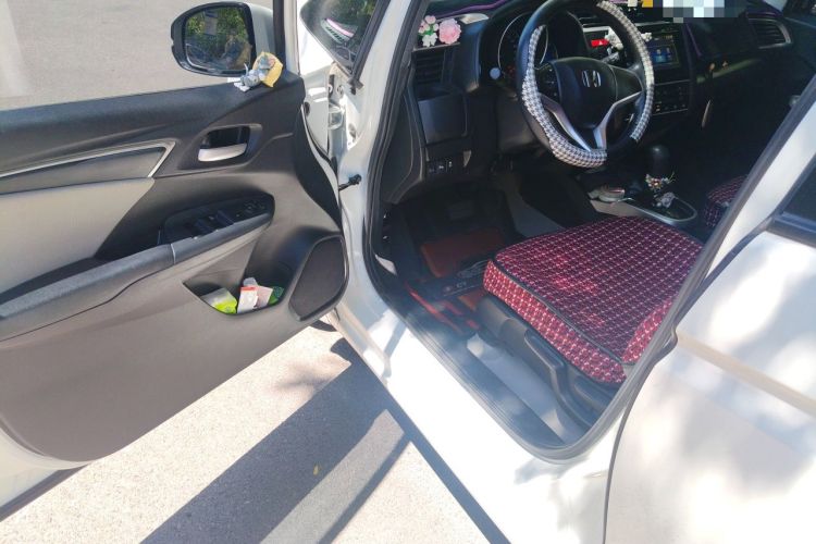 Used Honda Fit 2016 1.5L EXLI CVT Leading Model Driver Seat