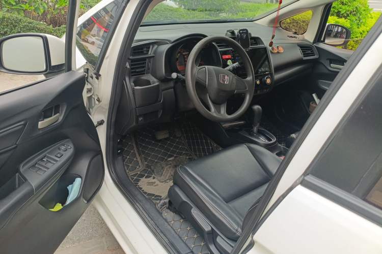 Used Honda Fit 2016 1.5L LX CVT Comfort Model Driver Seat