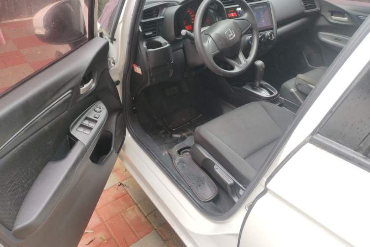 Used Honda Fit 2016 1.5L LX CVT Comfort Model Driver Seat
