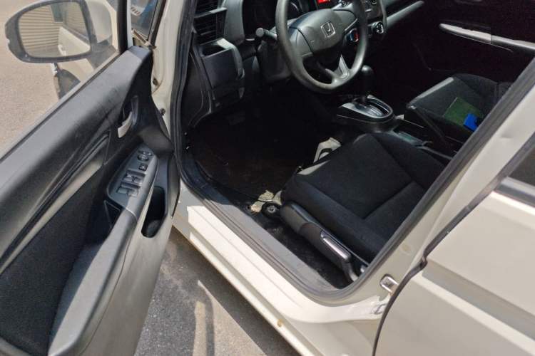 Used Honda Fit 2016 1.5L LX CVT Comfort Model Driver Seat