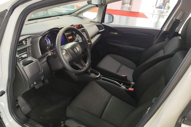 Used Honda Fit 2016 1.5L LXS CVT Comfort Sunroof Version Driver Seat