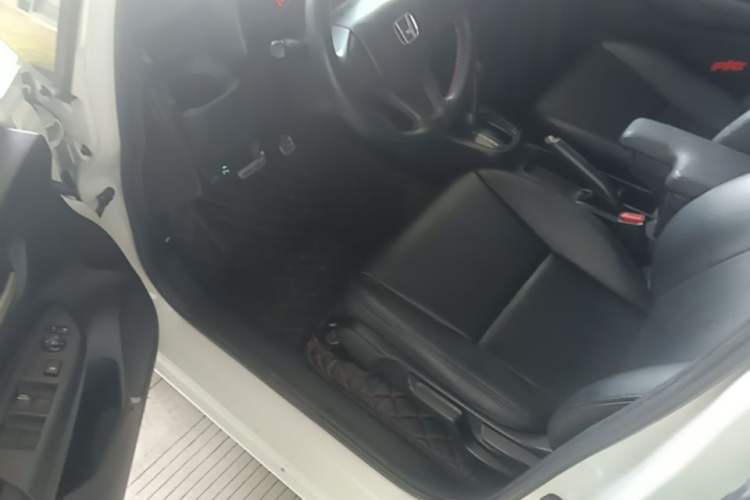 Used Honda Fit 2016 1.5L LXS CVT Comfort Sunroof Version Driver Seat