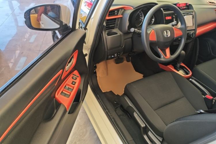 Used Honda Fit 2016 1.5L LXS CVT Comfort Sunroof Version Driver Seat