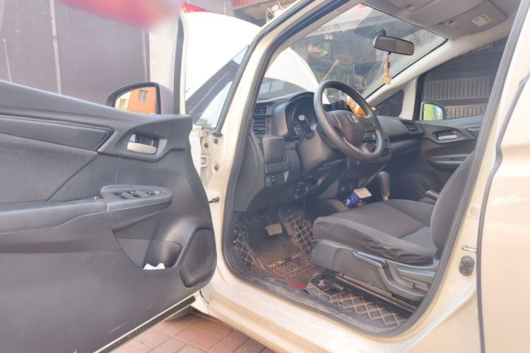 Used Honda Fit 2016 1.5L LX CVT Comfort Model Driver Seat