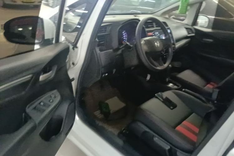 Used Honda Fit 2016 1.5L LXS CVT Comfort Sunroof Version Driver Seat