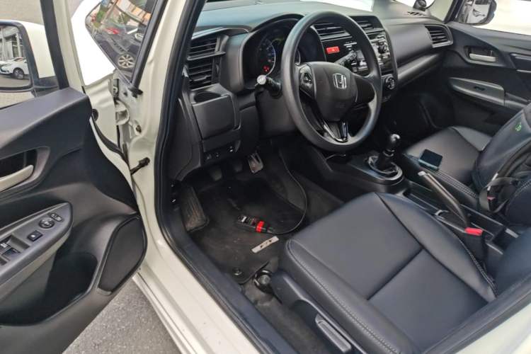 Used Honda Fit 2016 1.5L LX Manual Comfort Model Driver Seat